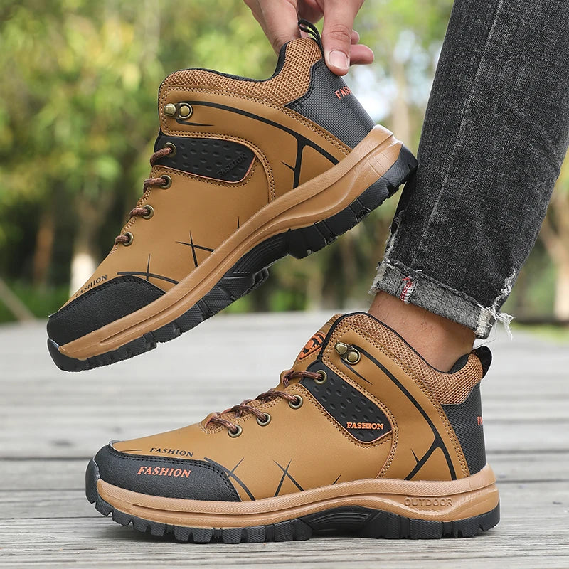 Retro Hiking Boots — Classic Style, Modern Comfort
