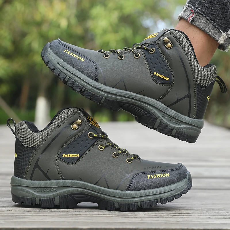Retro Hiking Boots — Classic Style, Modern Comfort